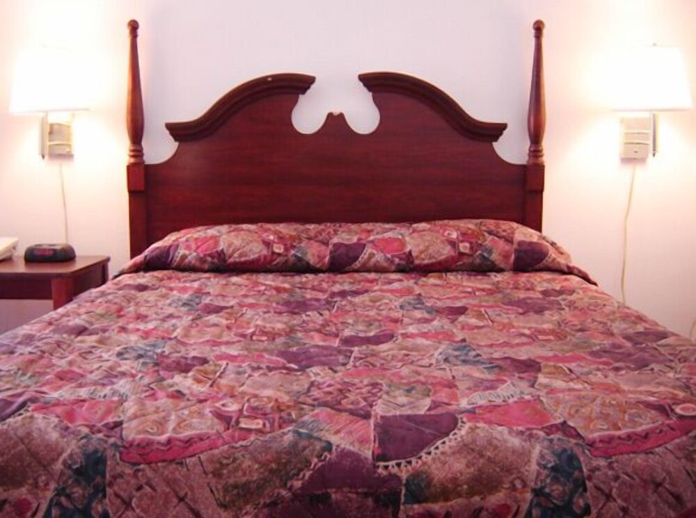 Hershey Travel Inn - photo 5
