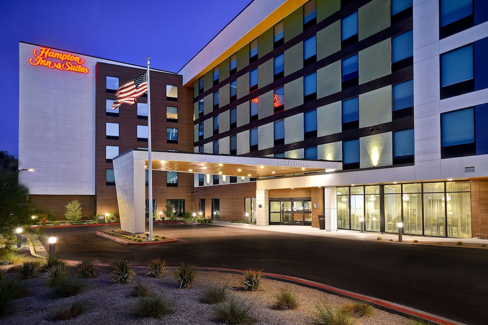 Hampton Inn & Suites Las Vegas Convention Center No Resort Fee - photo 26