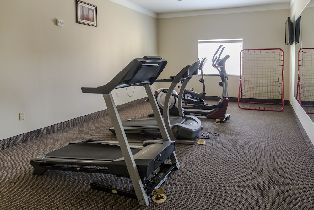 Red River Inn And Suites - photo 37