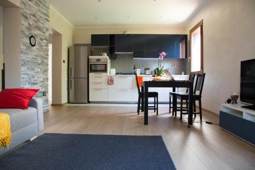 Appartamento con giardino Le Querce — 4-Star Luxury Hotel in Sistiana-Visogliano, Italy