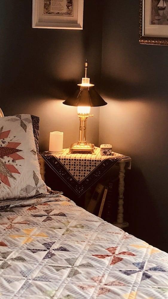 Princess Anne Book Lovers Inn - photo 10