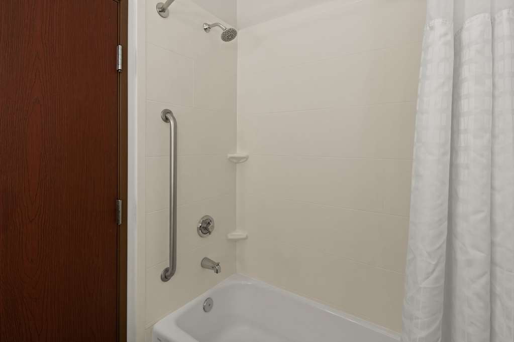 Comfort Suites Granbury - photo 12