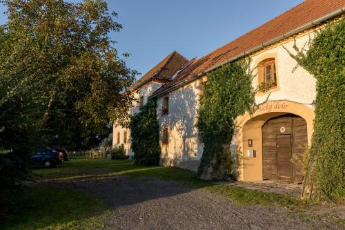 Penzion Vinicky dvůr — hotel in Kaplice