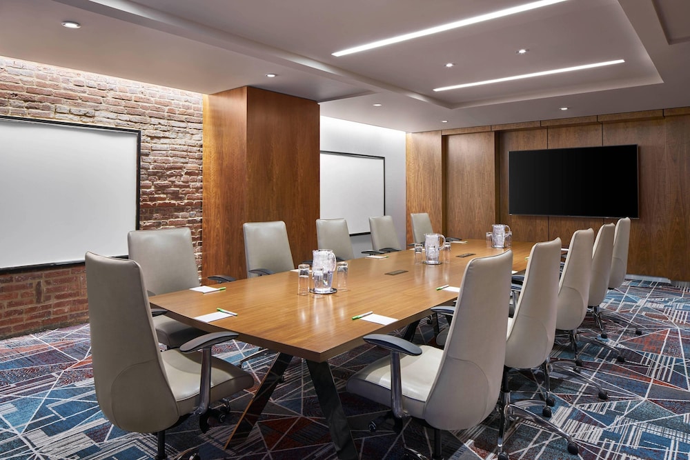 Courtyard by Marriott Washington Downtown Convention Center - photo 30