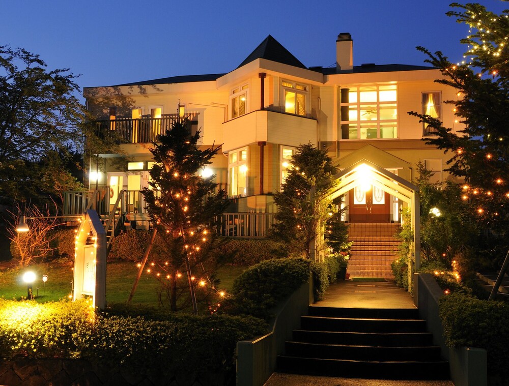 Alcyon in Ito, Japan