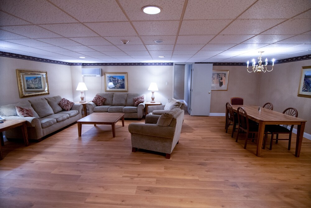 Mountain Laurel Resort - photo 20