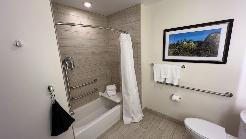 Cahuilla Casino Hotel - photo 32