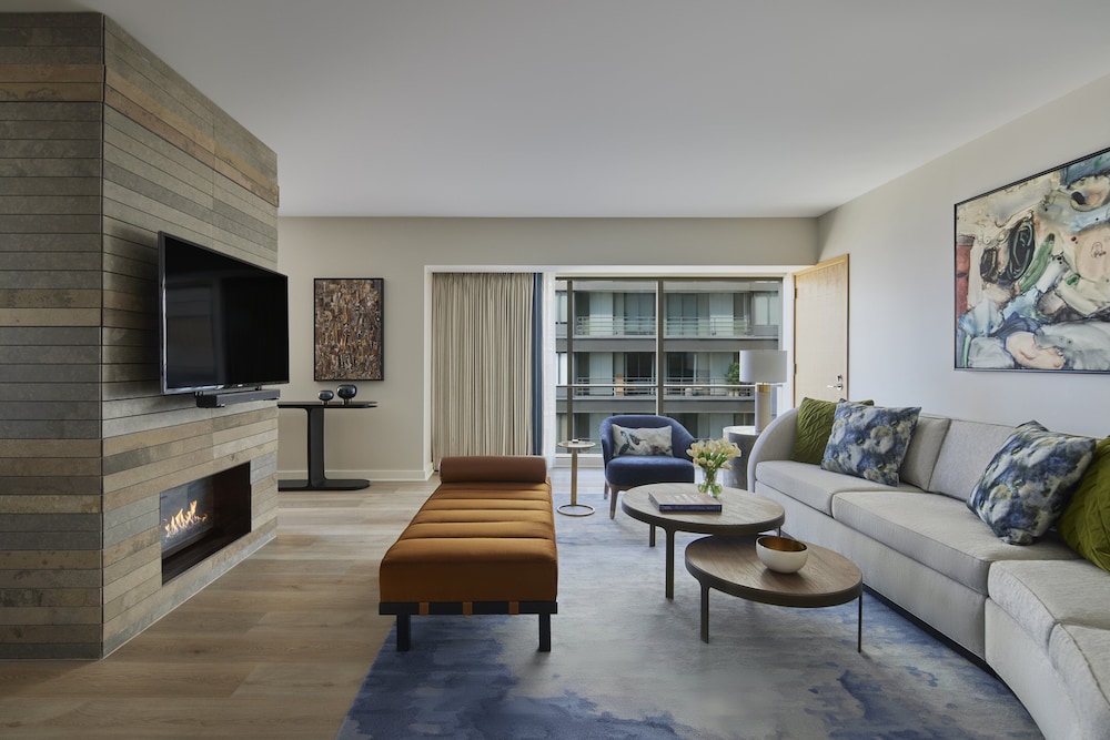 Four Seasons Hotel Seattle - photo 26