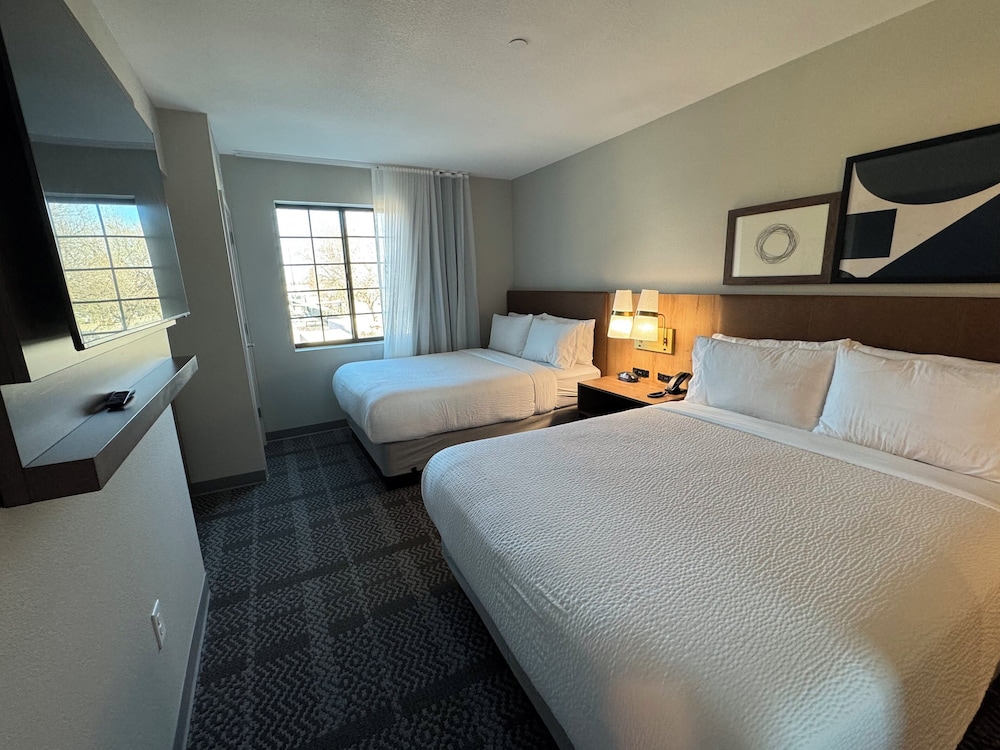 Staybridge Suites Sacramento Woodland - photo 18