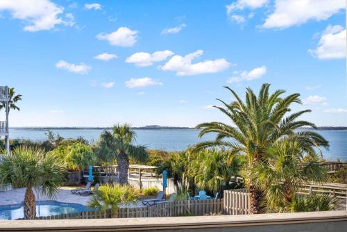 Savannah Beach & Racquet Club 206B in Tybee Island, United States