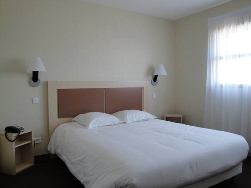 Hotel Talencia — Thouars — photo 2