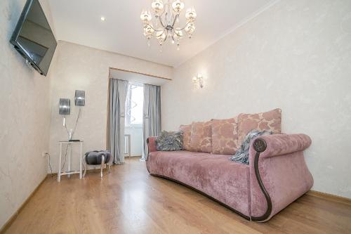 Apartment On 1 Maya 21006336 — Chornomors K