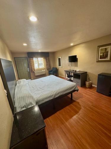 Golden Star Inn in San Bernardino, United States