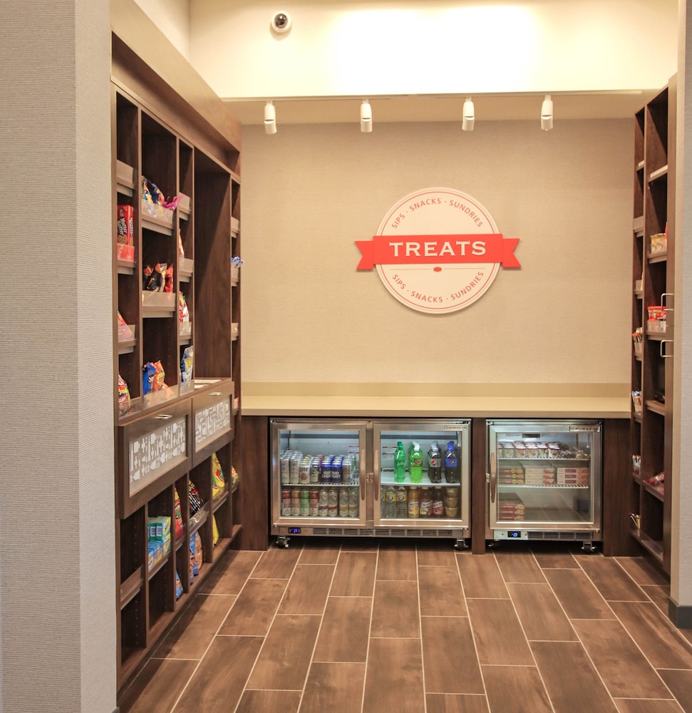 Hampton Inn Lead - photo 24