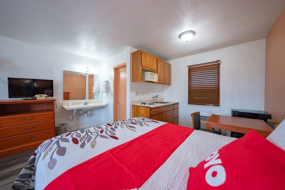 Budget Inn Madras - photo 15