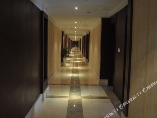 Jiazhou Theme Hotel in Panzhihua, People's Republic of China