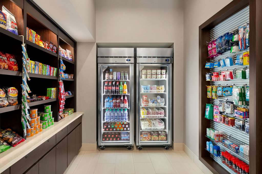La Quinta Inn & Suites by Wyndham Burlington - photo 29