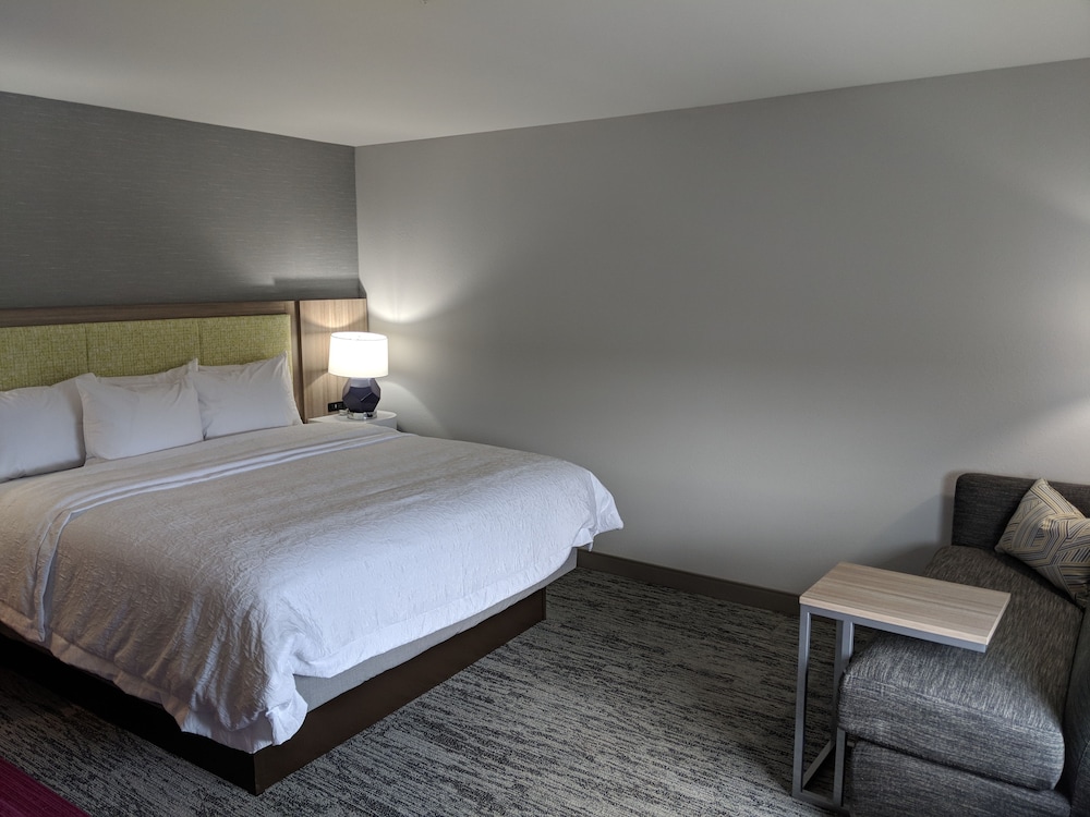 Hampton Inn & Suites Rocky Hill Hartford South - photo 14