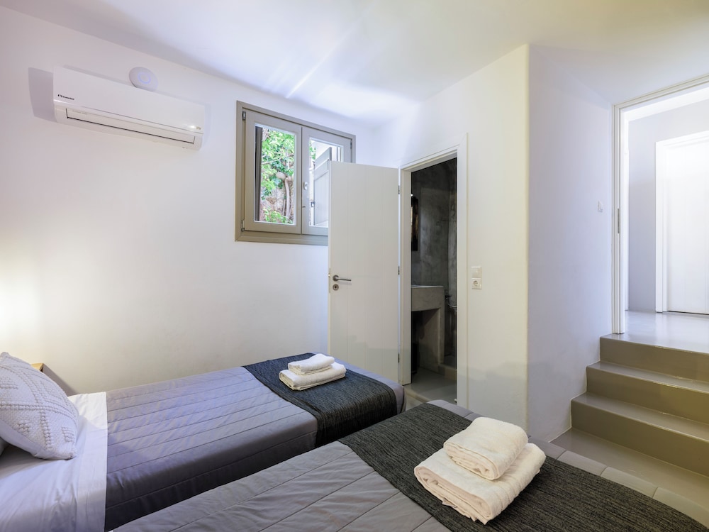Mykonos Residence Villas & Suites — 4-Star Luxury Hotel in Mykonos, Greece