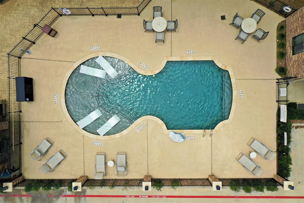 Staybridge Suites Houston Humble Beltway 8 E by IHG - photo 20