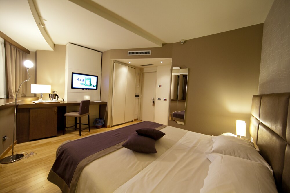 B&B Hotel Trapani Crystal — Trapani — photo 4