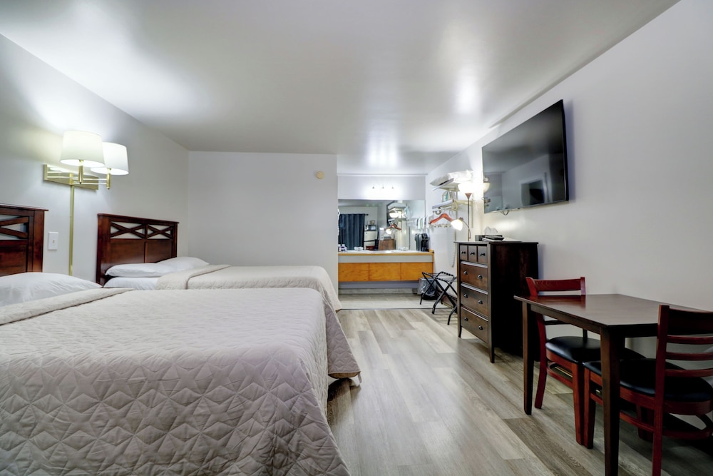 Canaan Motel - photo 27