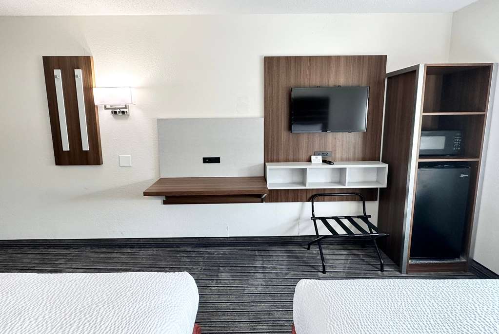 Ramada by Wyndham Lithia Springs Atlanta - photo 11