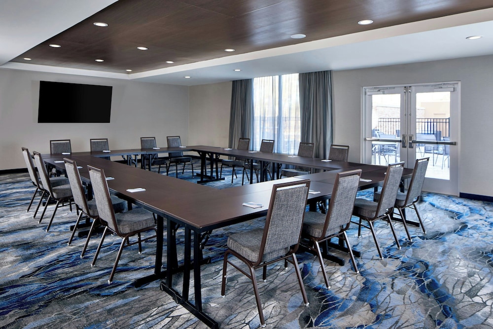 Fairfield by Marriott Inn & Suites Cornelia - photo 29