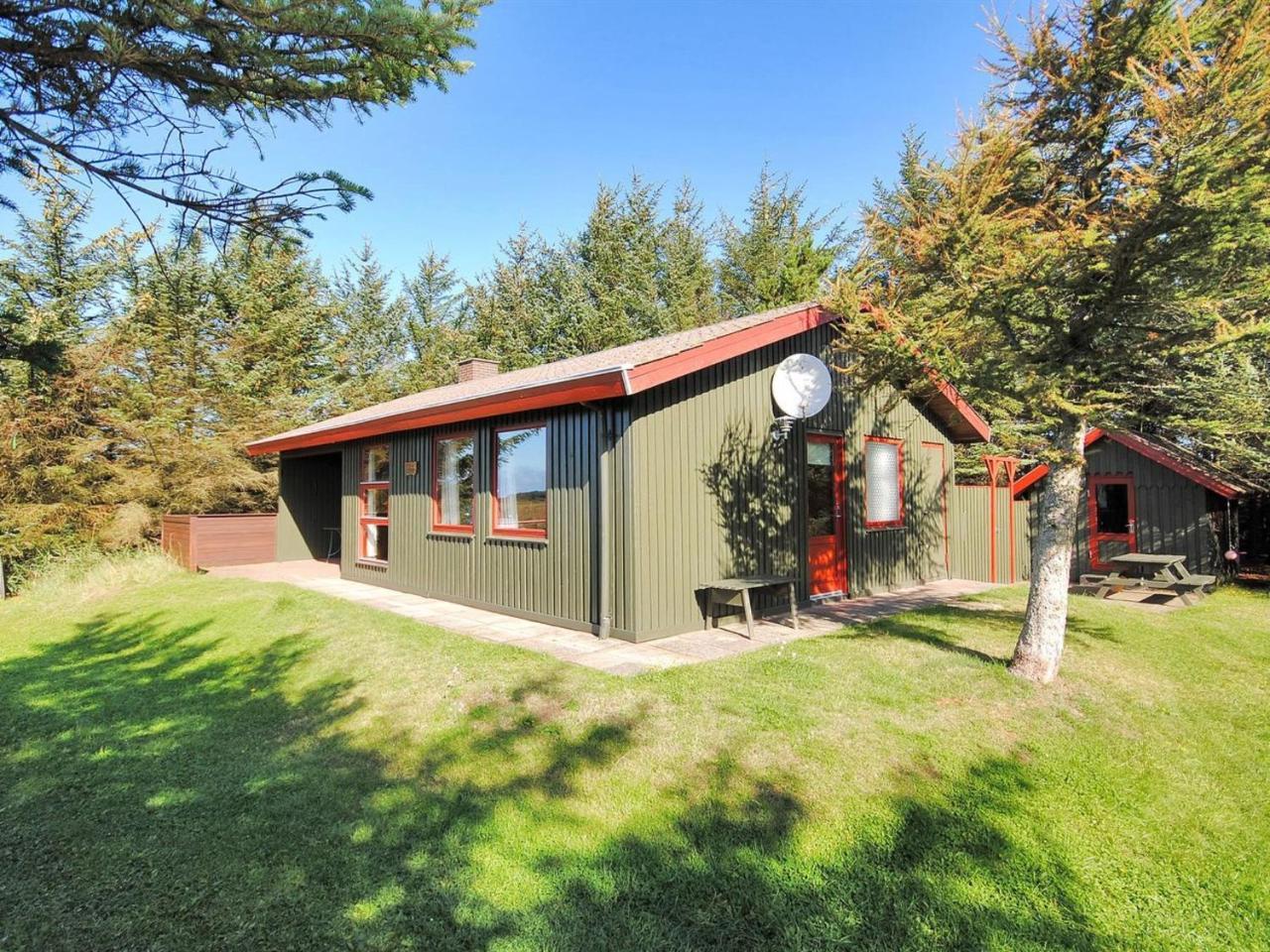 Holiday Home Neven 900m from the sea by Interhome — 4-Star Luxury Hotel in Thisted, Denmark