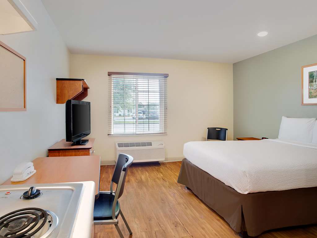 WoodSpring Suites Mobile - photo 3