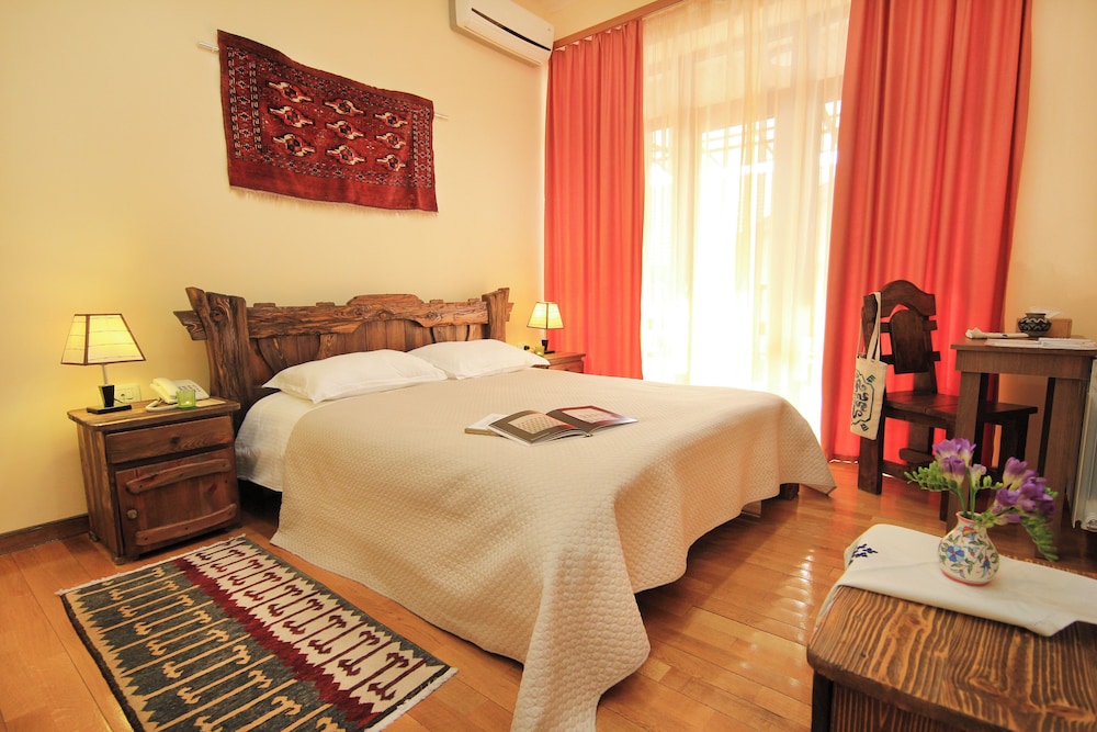 Silk Road Hotel - last minute hotel in Yerevan