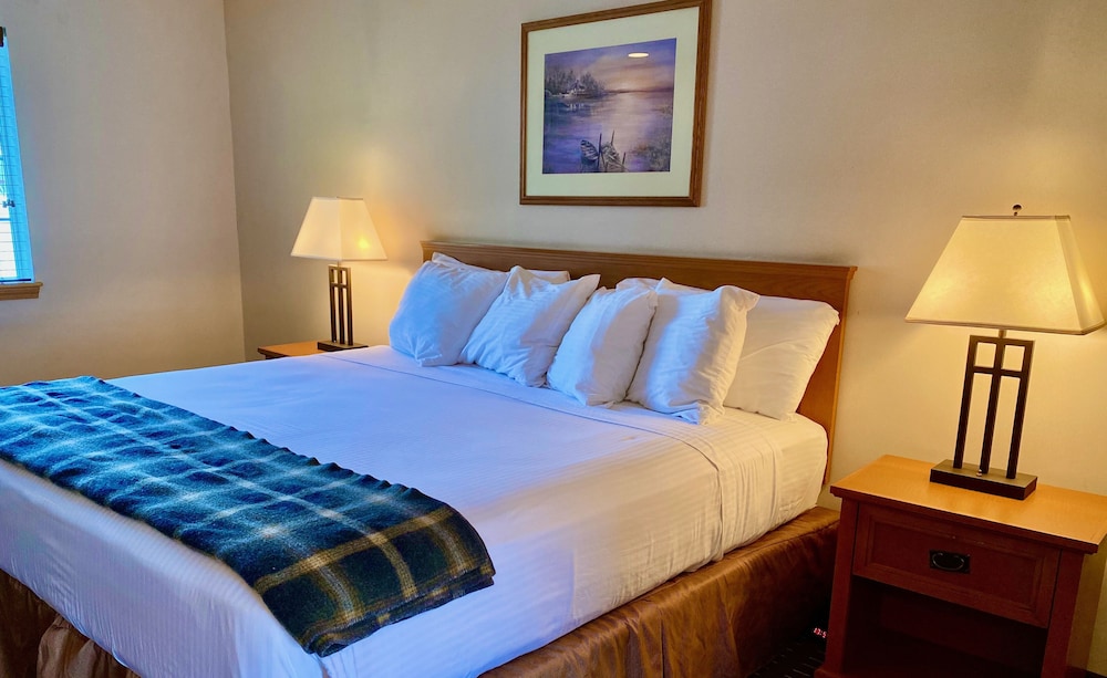 Cousins Country Inn - photo 24