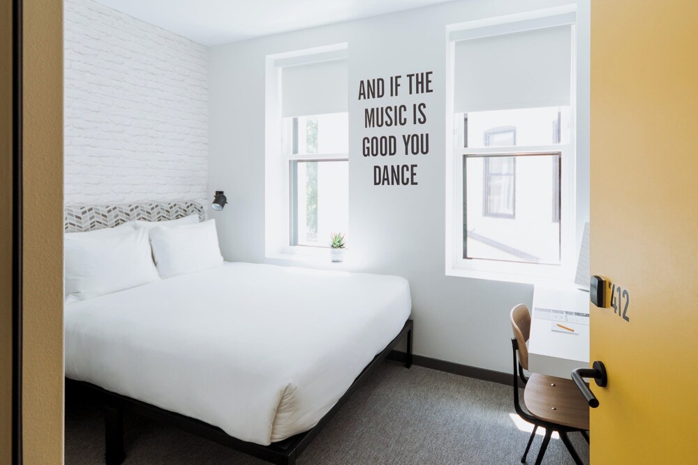Hotel Hive - photo 64