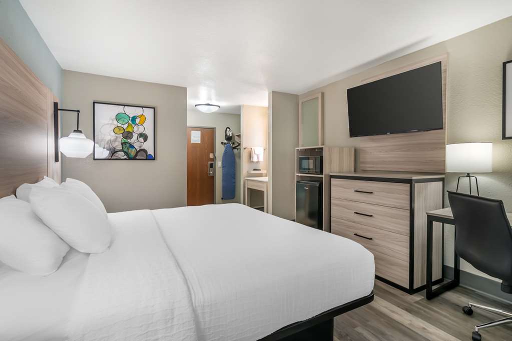 Best Western Park City Wichita North - photo 15
