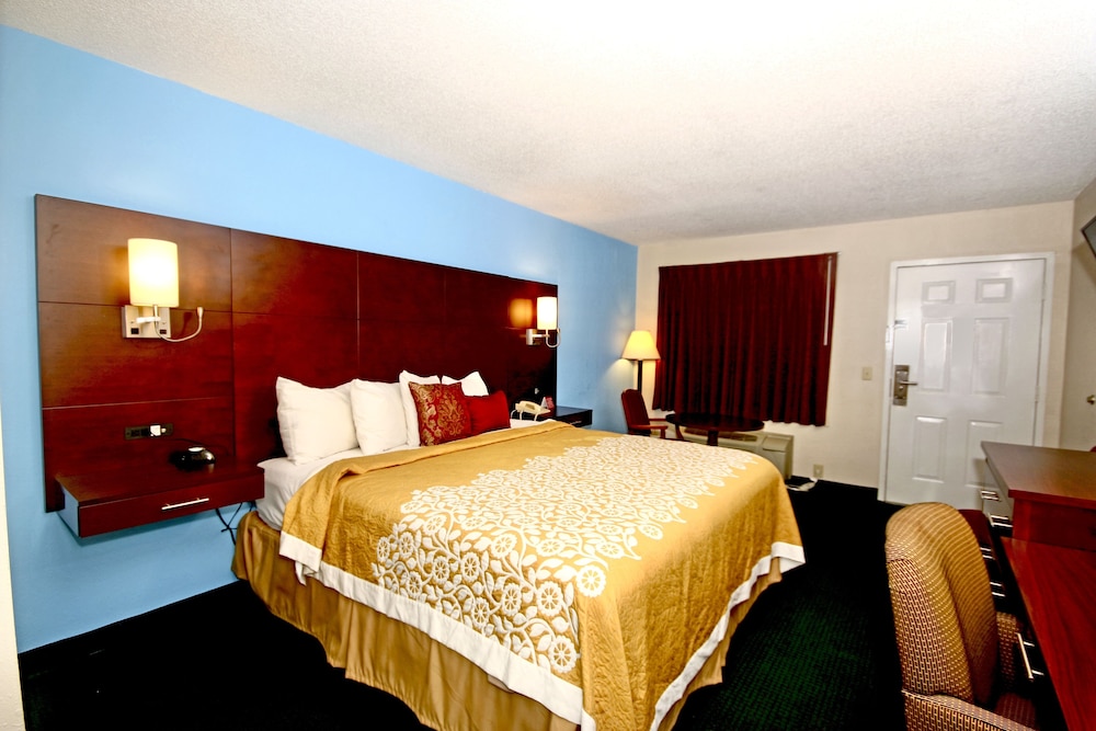 Hamilton Inn Jonesville NC - photo 24