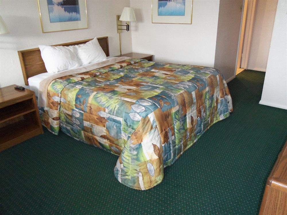 Apollo Motor Inn - photo 29