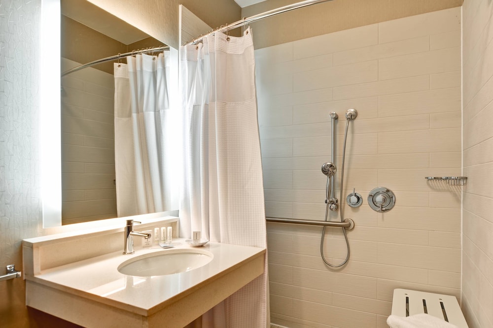 SpringHill Suites Lexington Near the University of Kentucky - photo 14