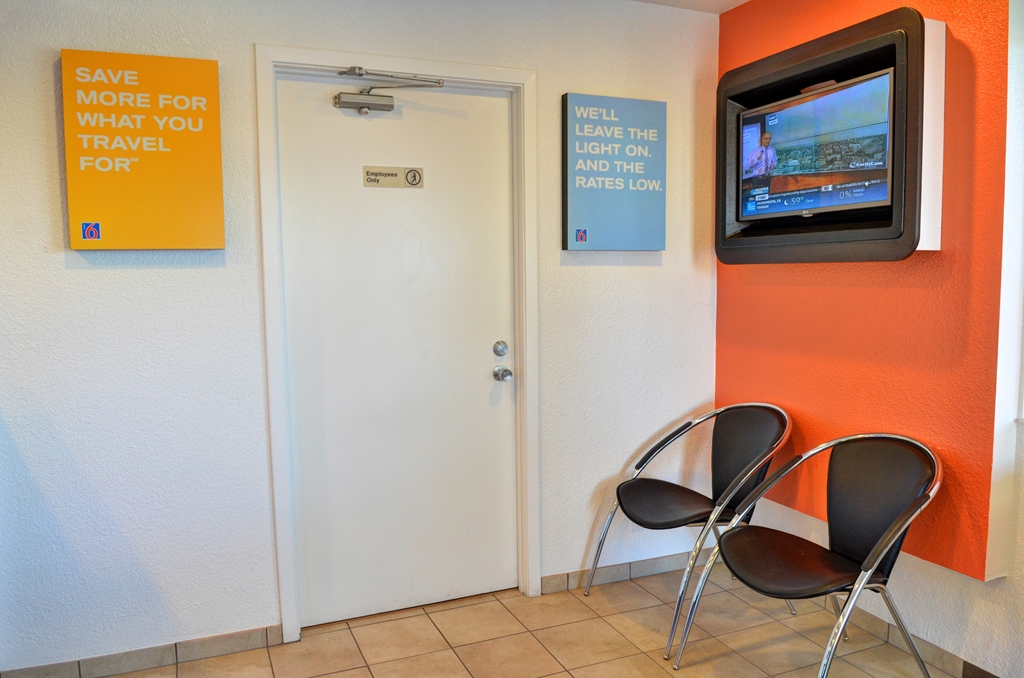 Motel 6 Santa Nella on i 5 - photo 30
