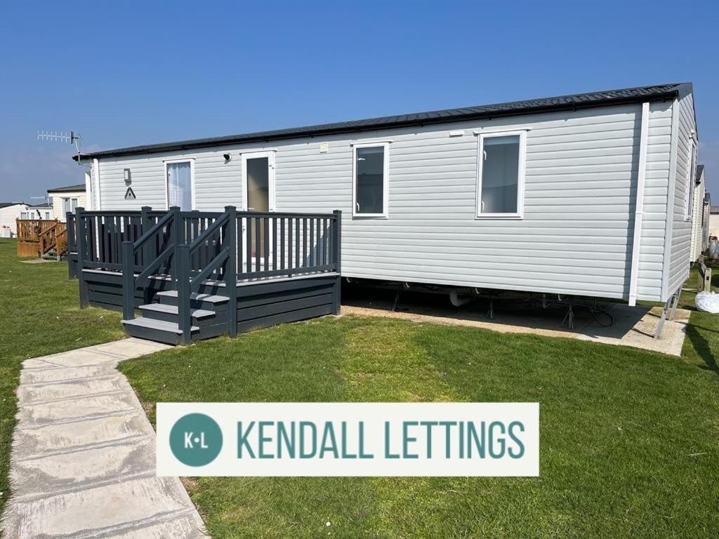 Chorus in Selsey, United Kingdom