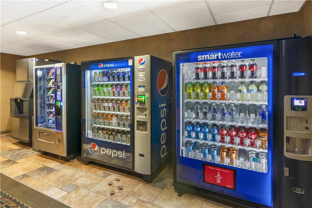 Best Western Plus Kelly Inn & Suites - photo 16
