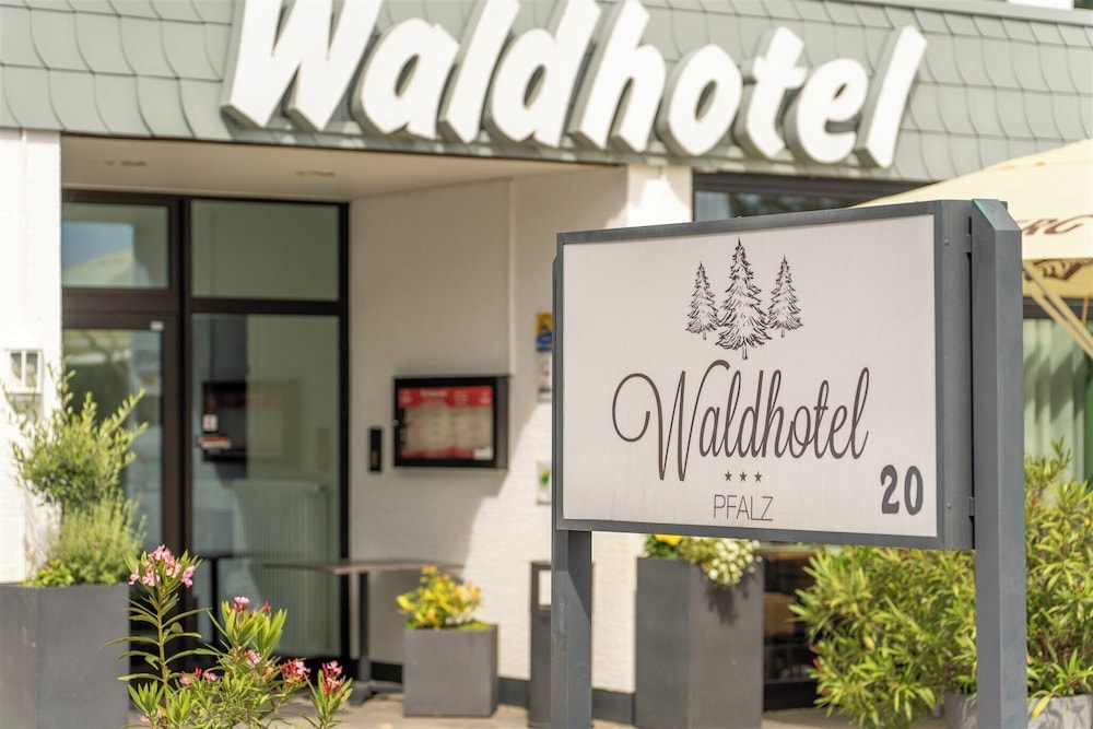 Waldhotel Eisenberg — Eisenberg — photo 2