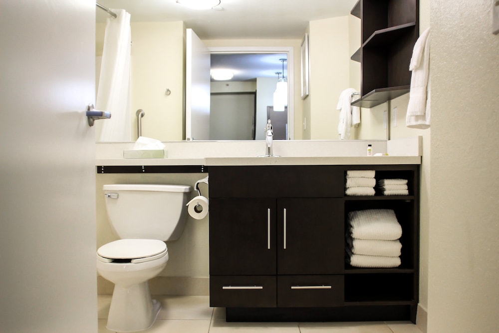Candlewood Suites Richmond North Glen Allen by IHG - photo 14