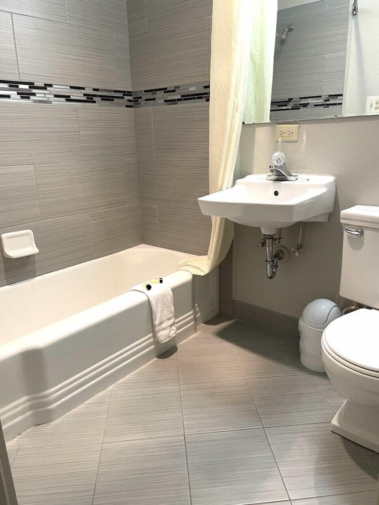 Downtown Inn - photo 21