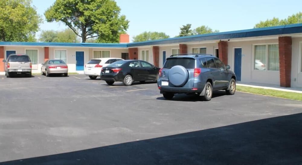 American Motor Inn - photo 37