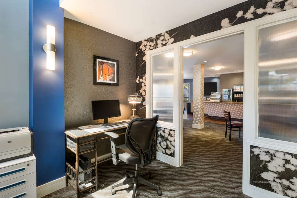 SureStay Plus by Best Western Mountain View - photo 22