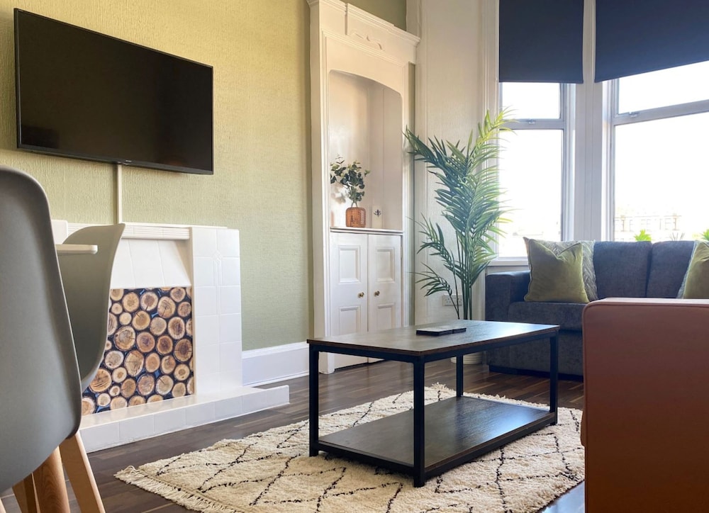 ByEvo 19 Walker GLA Apartment — 4-Star Luxury Hotel in Paisley, United Kingdom