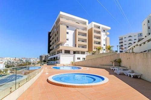 NIEUW Modern appartement met ALLE faciliteiten. — 4-Star Luxury Hotel in Lagos, Portugal