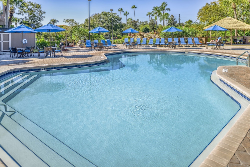 Hilton Vacation Club Polynesian Isles Kissimmee - carbon neutral hotel in Kissimmee