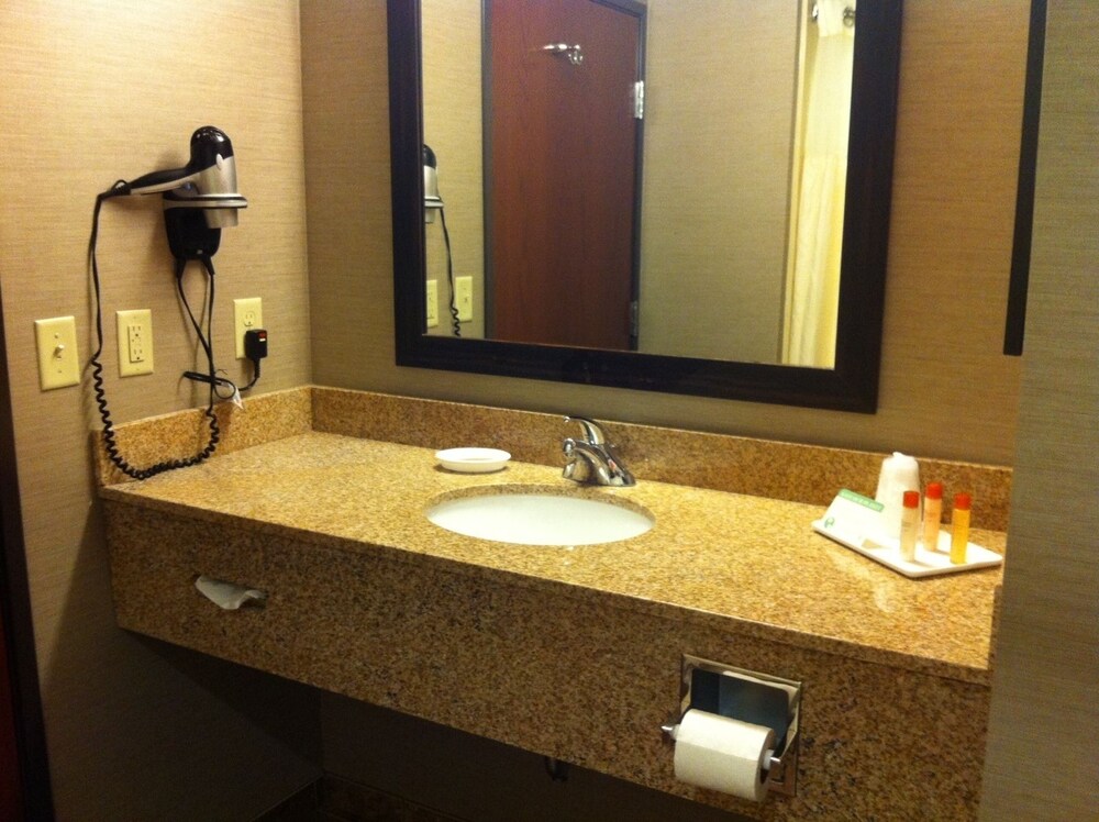 Spark by Hilton Glendive - photo 16