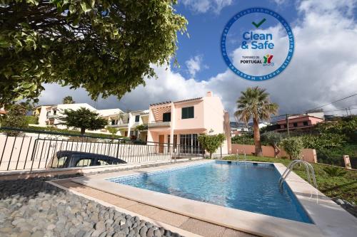 Villa Chaves — 4-Star Luxury Hotel in Funchal, Portugal